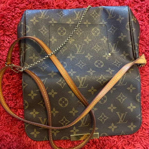 Louis Vuitton favorite MM - Picture 3 of 10